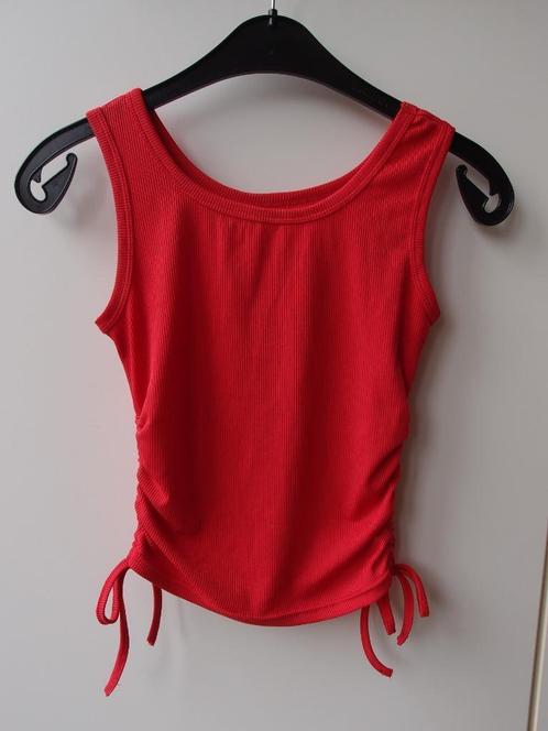 Erg mooie Shein meisjes dames top hemdje maat XS / 34, Kleding | Dames, Tops, Zo goed als nieuw, Maat 34 (XS) of kleiner, Rood