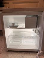 ZGAN Liebherr Koelkast + Vriesvak: compact, stil,  zuinig, Witgoed en Apparatuur, Ophalen of Verzenden, Zo goed als nieuw, Energieklasse A of zuiniger