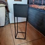 Verhoogde bloempot, zwart., Ophalen