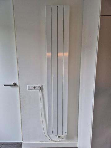 Designradiator Plieger Cavallino Retto beschikbaar voor biedingen