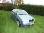 Skoda Fabia 1.4 50KW 2002 Grijs, Auto's, Voorwielaandrijving, 4 cilinders, 68 pk, Grijs