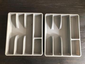 2 Bestekbakken, sorteerbakken, Ikea Smäcker, grijs z.g.a.n. beschikbaar voor biedingen