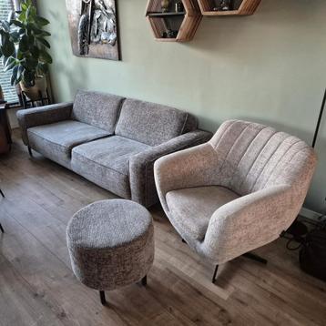 Te koop mooie 3-zits bank Colin met Calore fauteuil & hocker beschikbaar voor biedingen