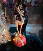 Rendier op kerstbal.
45 cm hoog met verlichting., Diversen, Kerst, Ophalen of Verzenden