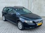 Zwarte Goedrijdende Volvo V50 2.4 Station 140PK/NieuweAPK!, Auto's, Stof, 700 kg, Zwart, Grijs