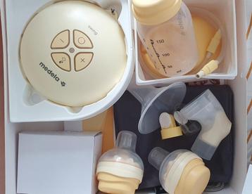 Borstkolf Medela Swin + 15x bewaarzakjes beschikbaar voor biedingen