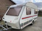 Beyerland Sprinter 390 D dwarsbed +treinzit licht, Caravans en Kamperen, Caravans, Bedrijf, Treinzit, 750 - 1000 kg, 4 tot 5 meter