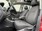 Volkswagen Tiguan 1.4 TSI Navigatie Pano Trekhaak Parkeersen, Auto's, Voorwielaandrijving, Gebruikt, Euro 6, 4 cilinders