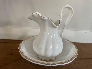 Delfts porselein vintage antieke wasset beschikbaar voor biedingen