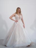 Trouwjurk vanaf 250,- p.s., Ophalen, Zo goed als nieuw, Wit, Trouwjurk
