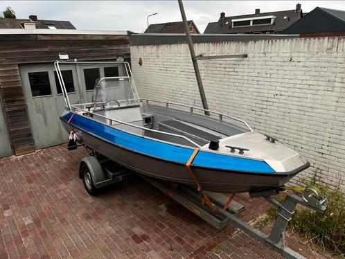 Buster M sloep boot yamaha, Watersport en Boten, Vis- en Consoleboten, Zo goed als nieuw, 3 tot 6 meter, Benzine, Buitenboordmotor