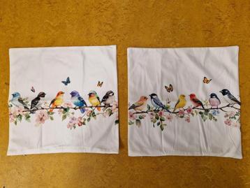 2 x Nieuwe  sier kussenhoes "VOGELTJES beschikbaar voor biedingen