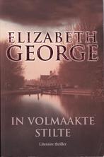 IN VOLMAAKTE STILTE - Elizabeth George, Boeken, Amerika, Ophalen of Verzenden, Zo goed als nieuw, Elizabeth George