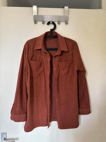 Nieuwe bruine corduroy blouse met gouden details maat L beschikbaar voor biedingen