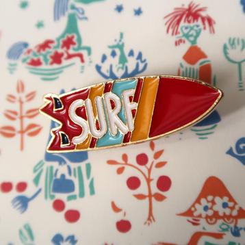 Surfbord speldje broche badge enamel pin beschikbaar voor biedingen