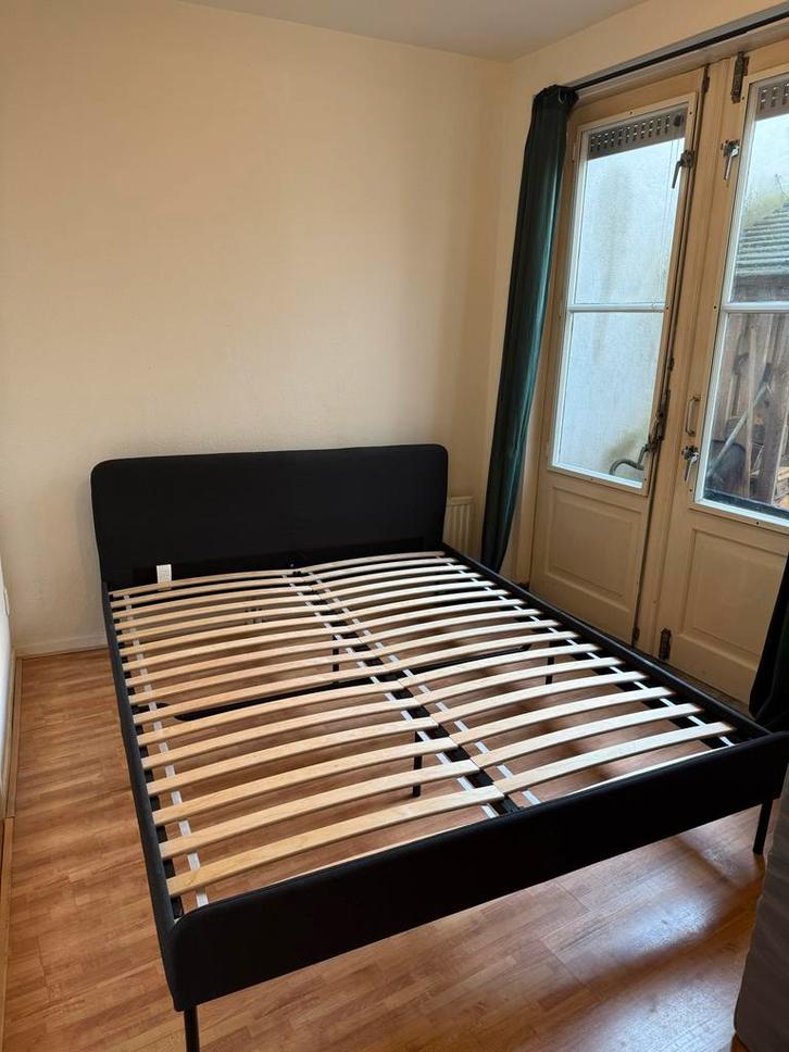 IKEA Bedframe, Huis en Inrichting, Slaapkamer | Bedden, Zo goed als nieuw, Tweepersoons, 160 cm, 200 cm, Metaal, Grijs, Ophalen