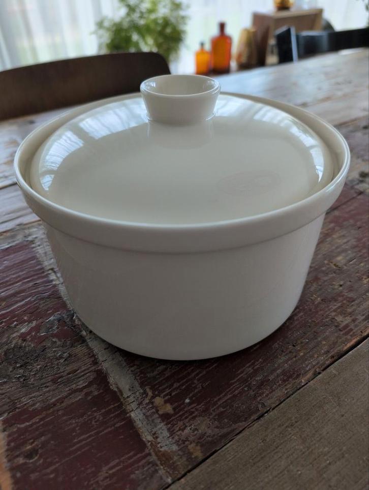 Iittala Teema ovenschaal, met deksel - Puntgaaf!, Huis en Inrichting, Keuken | Potten en Pannen, Zo goed als nieuw, Overige typen