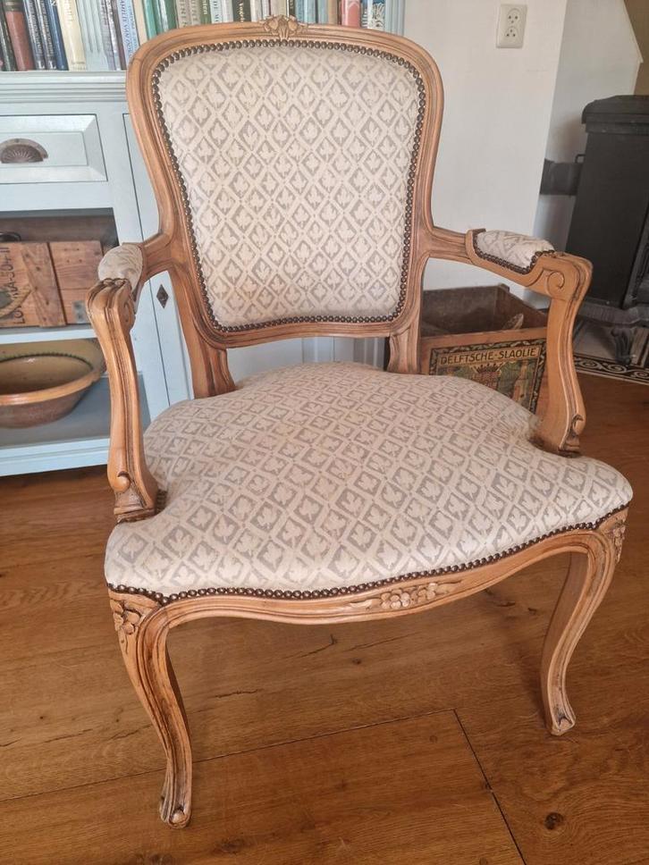 Mooie barok stoel Louis XV in prima staat, Huis en Inrichting, Fauteuils, Zo goed als nieuw, 50 tot 75 cm, Ophalen