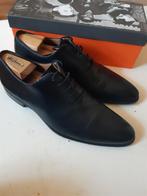 Magnanni 43, Zwart, Ophalen of Verzenden, Zo goed als nieuw, Magnanni