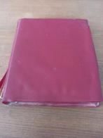 Wereld in ringband met 65 pagina's postzegels, Ophalen of Verzenden, Buitenland