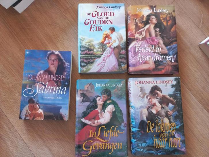Johanna Lindsey verschillende boeken, Boeken, Historische romans, Zo goed als nieuw, Ophalen of Verzenden