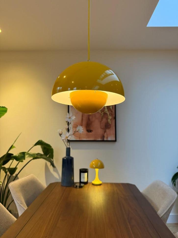 gele flowerpot metalen hanglamp, nieuw in doos, Huis en Inrichting, Lampen | Hanglampen, Nieuw, Minder dan 50 cm, Ophalen of Verzenden