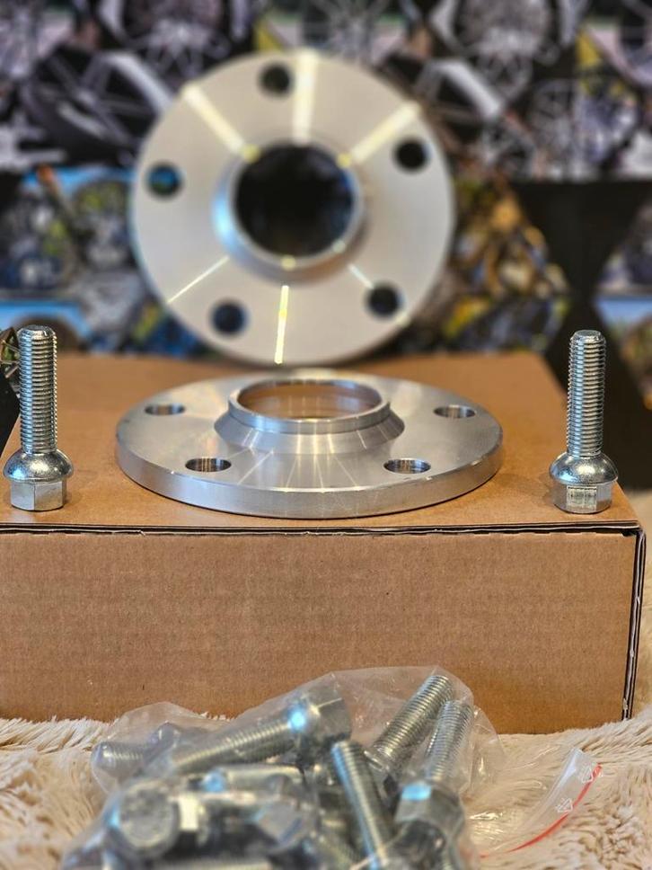 Spoorverbreders spacers vw Golf 7 5x112 57,1 10mm, Auto diversen, Tuning en Styling, Ophalen of Verzenden