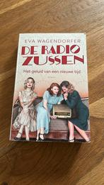 Eva Wagendorfer - De radiozussen, Ophalen of Verzenden, Zo goed als nieuw, Nederland, Eva Wagendorfer