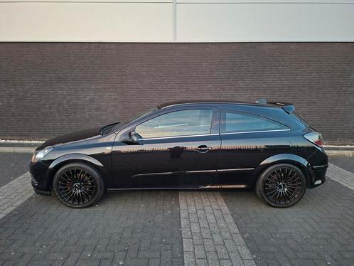 Opel Astra 1.6 16V GTC 85KW 2007 Zwart | OMSCHRIJVING, Auto's, Opel, Particulier, Astra, Benzine, C, Hatchback, Handgeschakeld