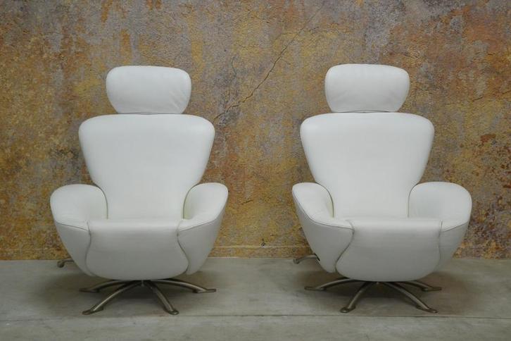 IZG Staat witte leren Cassina Dodo design relaxfauteuil, Huis en Inrichting, Fauteuils, Zo goed als nieuw, Leer, Metaal, 75 tot 100 cm