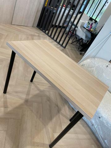 Bureau tafel en stoelen - afbeelding 5