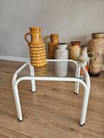 Vintage bijzettafel glas wit mimiset nesting table, Huis en Inrichting, Ophalen, Minder dan 50 cm, Vierkant, Minder dan 50 cm