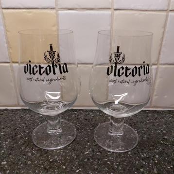 Victoria bierglazen beschikbaar voor biedingen