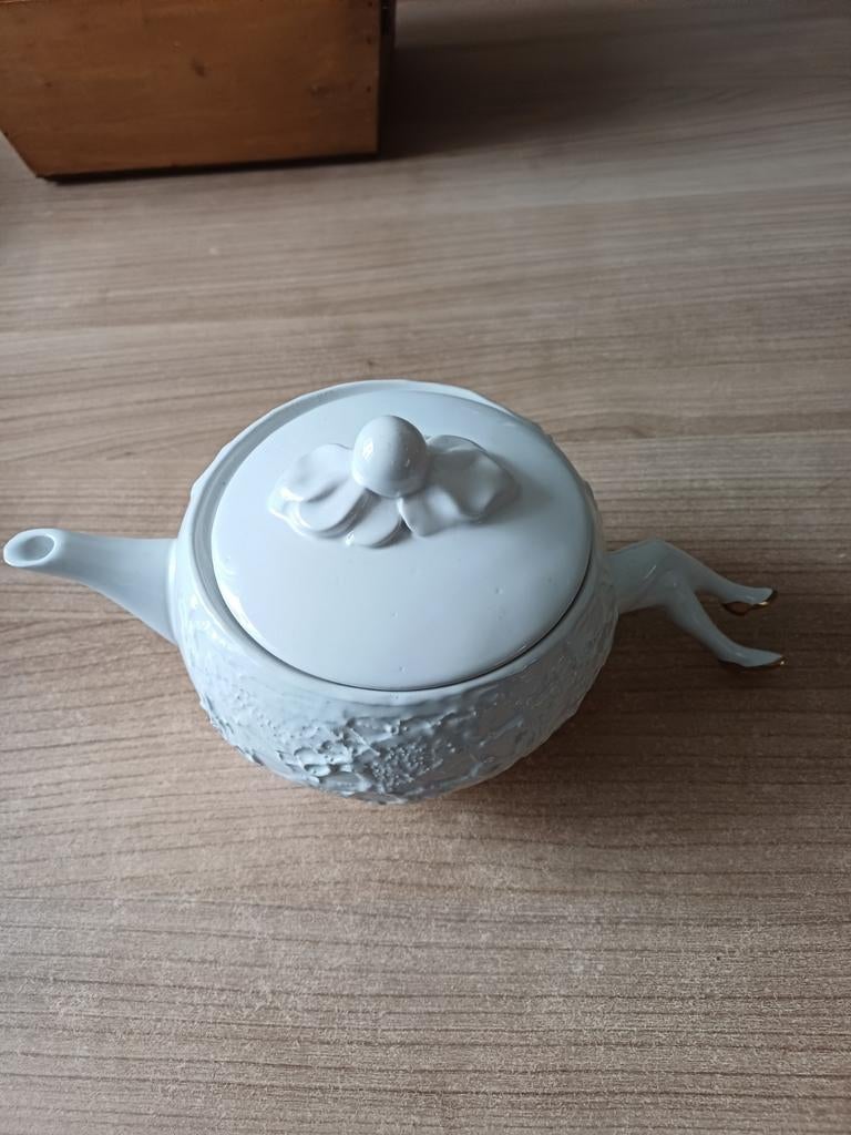 Witte theepot met uniek design, Ophalen of Verzenden, Zo goed als nieuw