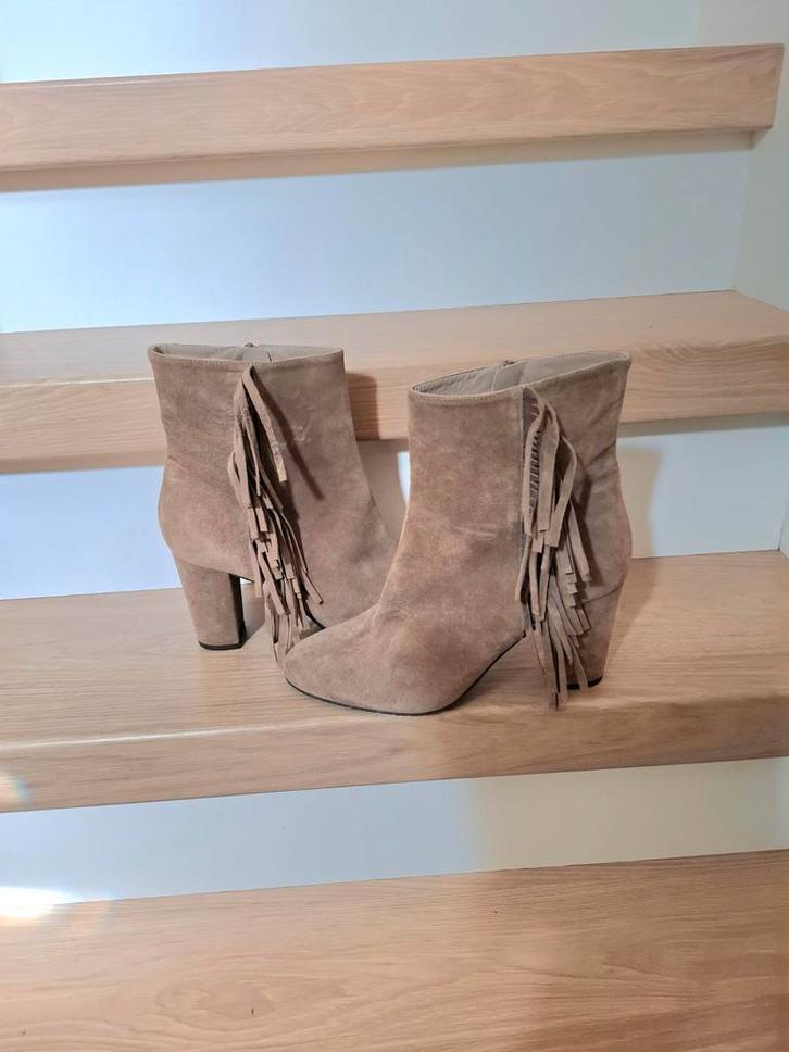 Nieuwe enkellaarzen maat 39 Toral western laarzen boho stijl, Kleding | Dames, Schoenen, Nieuw, Lage of Enkellaarzen, Beige, Ophalen of Verzenden