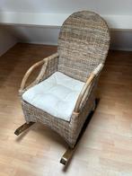 Schommelstoel kinderkamer, Kinderen en Baby's, Kinderkamer | Tafels en Stoelen, Ophalen, Zo goed als nieuw, Stoel(en)