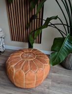 Marokkaanse handgemaakte leren poef, Huis en Inrichting, Banken | Voetenbanken en Poefen, Ophalen of Verzenden, Zo goed als nieuw