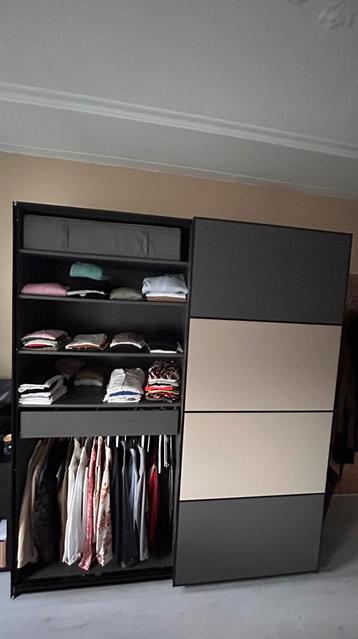 IKEA PAX kledingkast met schuifdeuren - afbeelding 3