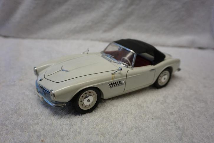 BMW 507 Revell - 1:18 Cabriolet & softtop - wit, Hobby en Vrije tijd, Modelauto's | 1:18, Gebruikt, Auto, Revell, Ophalen of Verzenden