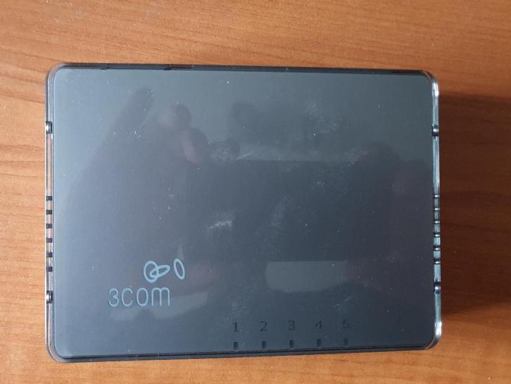 3Com Switch 5 - Netwerk Switch, Computers en Software, Netwerk switches, Zo goed als nieuw, Ophalen of Verzenden