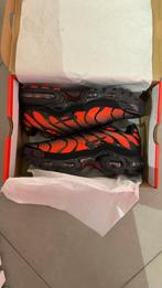 Nike Air Max Plus TN - Zwart/Rood (Maat 36-45), Ophalen of Verzenden, Nieuw, Zwart, Sneakers of Gympen