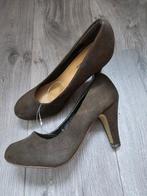 Khaki dames pumps Fashion, maat 39, Nieuw (WW1), Kleding | Dames, Schoenen, Ophalen of Verzenden, Nieuw, Groen