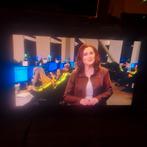 Samsung 32 inch TV suround speakers aan de zijkant, LED, Ophalen of Verzenden, Zo goed als nieuw, Samsung