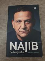 Najib - de biografie, Marcel Langeijk, Boeken, Ophalen of Verzenden, Gelezen, Marcel Langeijk, Film, Tv en Media