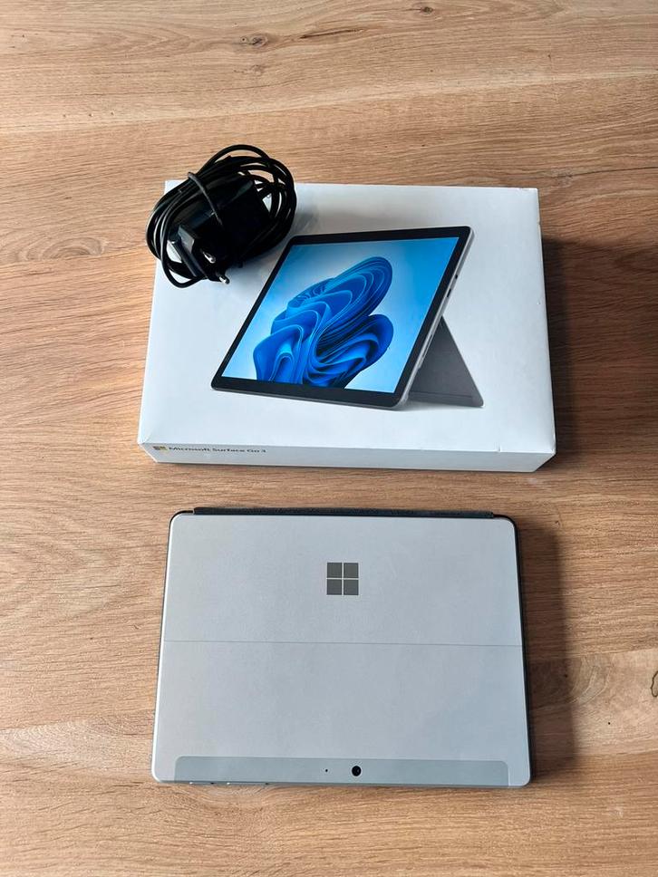 Microsoft Surface Go 3, Computers en Software, Windows Tablets, Zo goed als nieuw, 10 inch, 64 GB, Uitbreidbaar geheugen, Ophalen