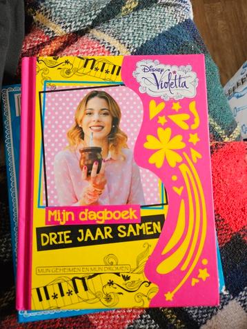 Violetta leesboek  beschikbaar voor biedingen