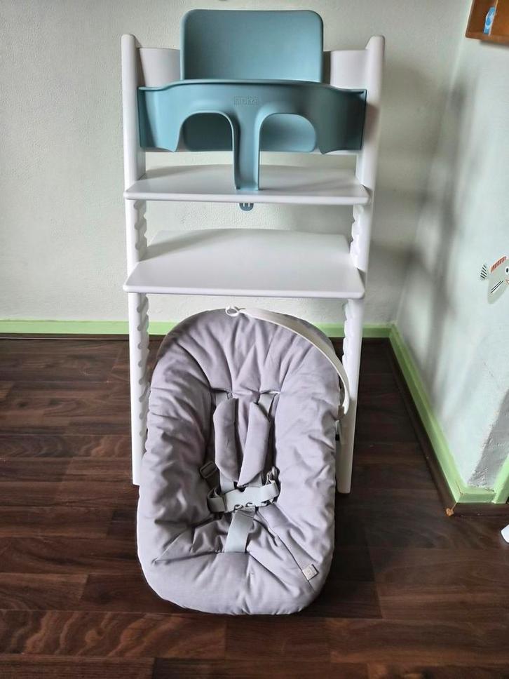 Stokke Tripp Trapp met Newborn Set en babyset compleet, Kinderen en Baby's, Kinderstoelen, Zo goed als nieuw, Meegroeistoel, Gordel(s)