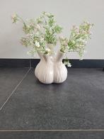 Vaas met bloemen, Huis en Inrichting, Woonaccessoires | Kunstplanten en Kunstbloemen, Ophalen of Verzenden, Zo goed als nieuw