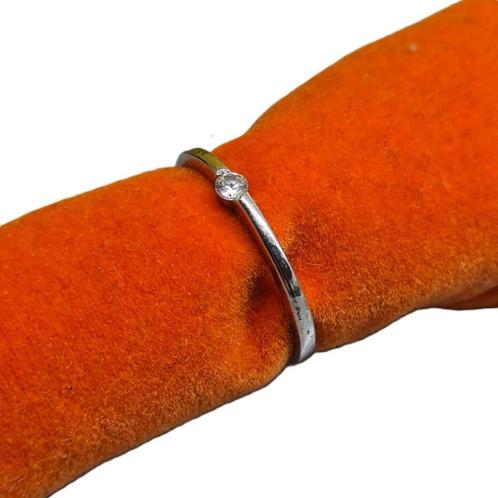 Zilveren Ring met Zirkonia maat 18, Sieraden, Tassen en Uiterlijk, Ringen, Gebruikt, Dame, 18 tot 19, Zilver, Zilver, Ophalen of Verzenden