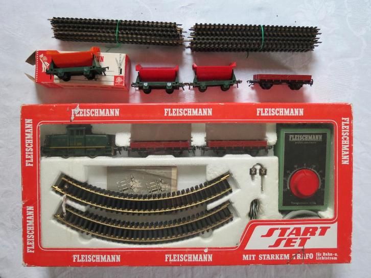 Fleischmann startset met extra wagens en extra rails, Hobby en Vrije tijd, Modeltreinen | H0, Gebruikt, Wagon, Gelijkstroom, Fleischmann